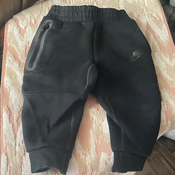 Nike Kids Black Sweatpants